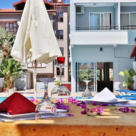 Kleopatra Smile Hotel 3*