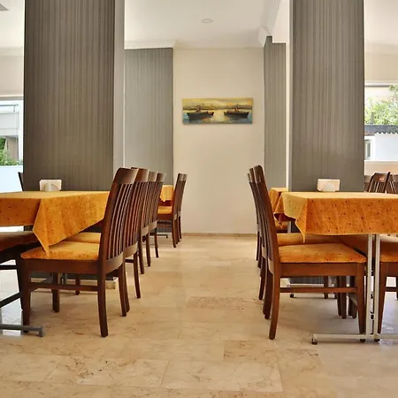 Kleopatra Smile Hotel 3*