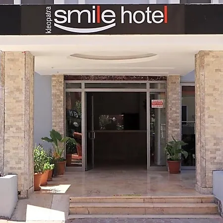 Kleopatra Smile
